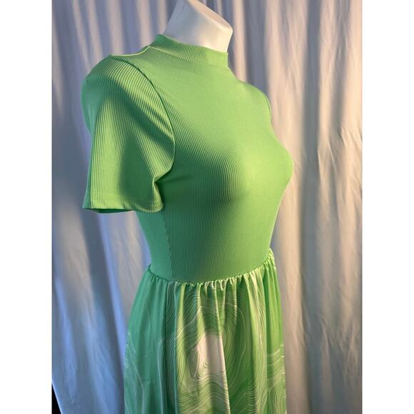 Shein Green Mock Neck Midi Dress with Abstract Skirt - Size Small - Picture 3 of 9
